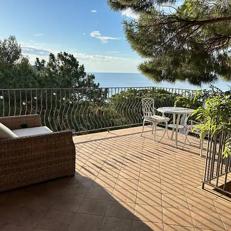 Vila Caprice *